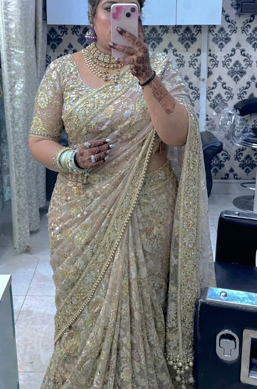 Elegant White Net Saree
